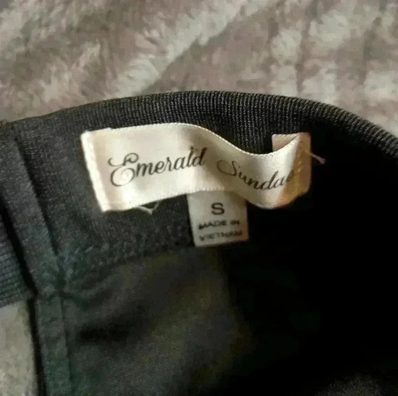 Pink & black EMERALD SUNDAE strapless lacey dress with long train in back(#411) - Picture 2 of 7